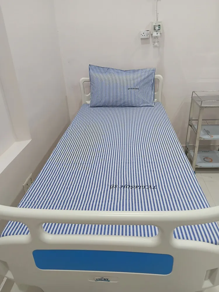 Bedsheet With embroidery